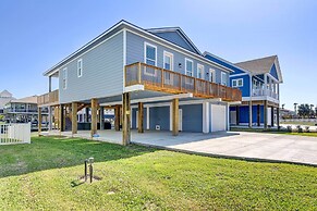 Private Dock & Patio: Waterfront Galveston Retreat