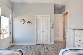 Private Dock & Patio: Waterfront Galveston Retreat