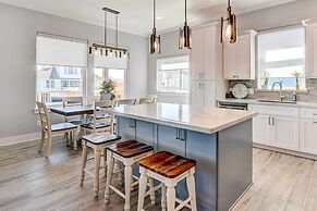 Private Dock & Patio: Waterfront Galveston Retreat