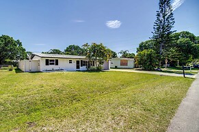 Colorful Vero Beach Vacation Rental With Pool!