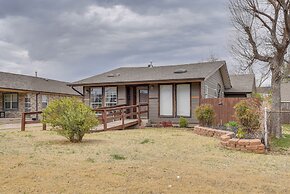 Cozy Oklahoma City Home w/ Deck & Gas Grill!