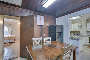 Cozy Oklahoma City Home w/ Deck & Gas Grill!