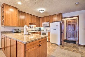 Ski, Hike & Explore: All-season Frisco Condo