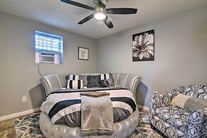 Romantic Apt: Private Patio & Shared Hot Tub!