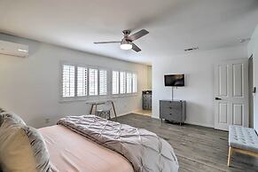 Modern Palm Springs Townhome Near Golf Courses