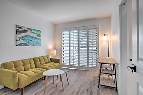 Modern Palm Springs Townhome Near Golf Courses