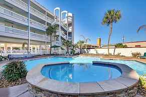 Balcony + Gulf Views: Beachfront Galveston Retreat