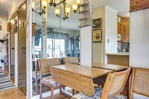 Balcony + Gulf Views: Beachfront Galveston Retreat