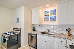 Blue Dolphin' Cottage: Walk to Galveston Seawall!