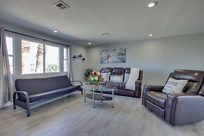 Las Vegas Retreat w/ Yard < 5 Mi to Strip!