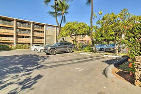 Beachfront Lahaina Condo: Pool + Grill Access