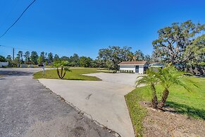 Lakefront Retreat w/ Kayaks & Fire Pit in Clermont