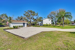 Lakefront Retreat w/ Kayaks & Fire Pit in Clermont