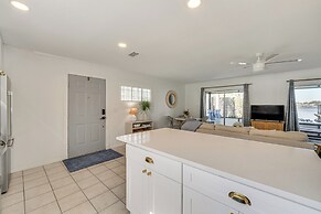 Lakefront Retreat w/ Kayaks & Fire Pit in Clermont