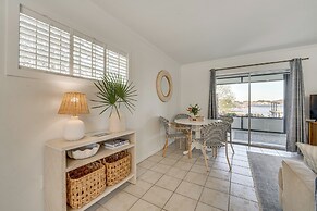 Lakefront Retreat w/ Kayaks & Fire Pit in Clermont