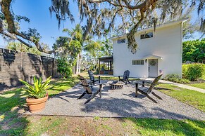 Lakefront Retreat w/ Kayaks & Fire Pit in Clermont