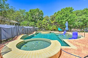 Sun-soaked Sarasota Oasis w/ Pool & Hot Tub!