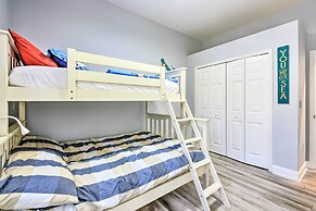 Sun-soaked Sarasota Oasis w/ Pool & Hot Tub!