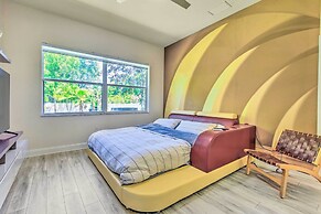 Sun-soaked Sarasota Oasis w/ Pool & Hot Tub!