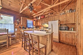 Rustic Canyon Lake Cabins w/ Hot Tub on ~ 3 Acres