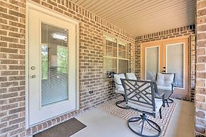 Sunny Coastal Getaway 5 Mi to Navarre Beach!