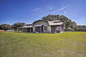 Cozy Valrico Home w/ Grill ~ 14 Mi to Tampa!