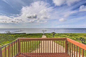 Waterfront Gulf Coast Getaway w/ Boat Dock!