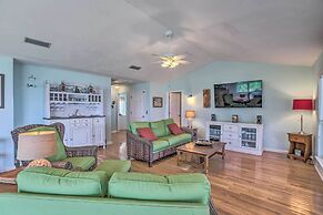 Waterfront Gulf Coast Getaway w/ Boat Dock!