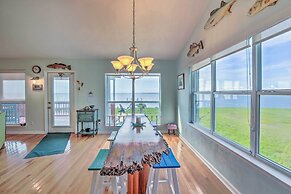 Waterfront Gulf Coast Getaway w/ Boat Dock!