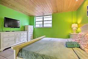 Hollywood Resort Retreat: Pool & Beach Access