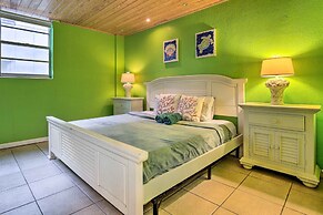 Hollywood Resort Retreat: Pool & Beach Access