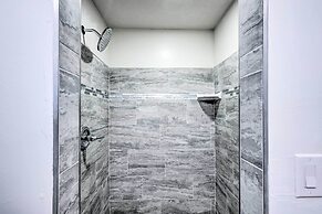 Spacious Gainesville Retreat w/ Backyard!