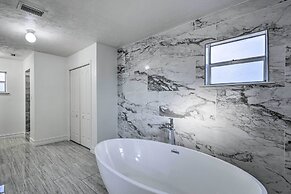 Spacious Gainesville Retreat w/ Backyard!