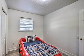 Spacious Gainesville Retreat w/ Backyard!