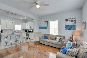 4 Blocks to Beach: Home w/ Patio in Galveston!