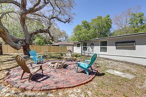 Pet-friendly Largo Escape w/ Fire Pit!