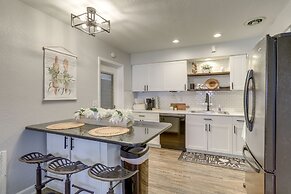 Pet-friendly Largo Escape w/ Fire Pit!