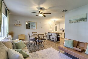 Pet-friendly Largo Escape w/ Fire Pit!