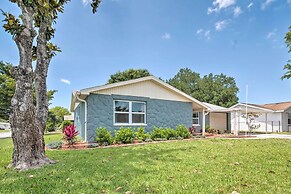 Relaxing Port Richey Getaway w/ Lanai & Pool!