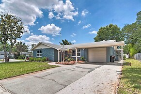 Relaxing Port Richey Getaway w/ Lanai & Pool!