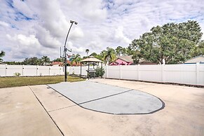 Kissimmee Retreat w/ Private Basketball Court!