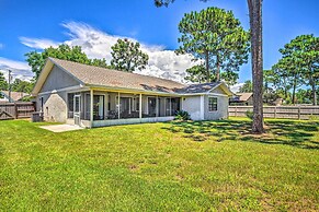 Navarre Home w/ Game Area + Screened-in Porch