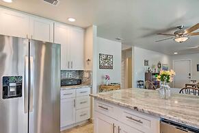 6 Mi to Dtwn Cape Coral: Home w/ Spacious Lanai!