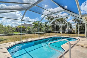 6 Mi to Dtwn Cape Coral: Home w/ Spacious Lanai!