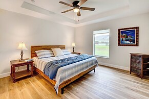 Golf & Pool Access: Pet-friendly Sebring Home!
