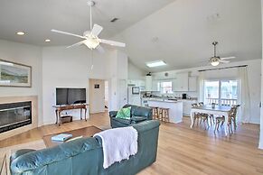 Pensacola Beach Home: 1 Block to Beach Access