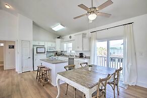 Pensacola Beach Home: 1 Block to Beach Access