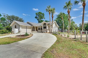 Crystal River Vacation Rental on Canal!