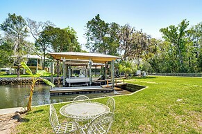 Crystal River Vacation Rental on Canal!