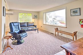 Walkable Sitka Getaway w/ Community Perks!